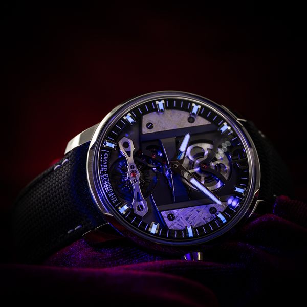 Girard Perregaux Bridges 82000-11-3259-5CX